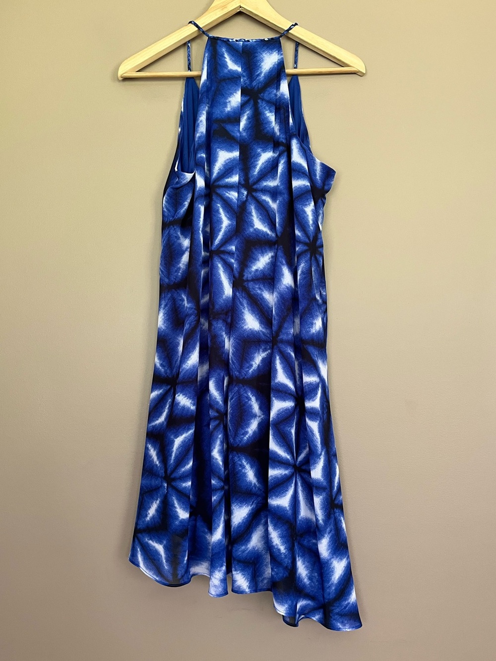 {Calvin Klein} Racerback Chiffon Trapeze Dress with Asymmetrical Hemline - 8 - Picture 5 of 11